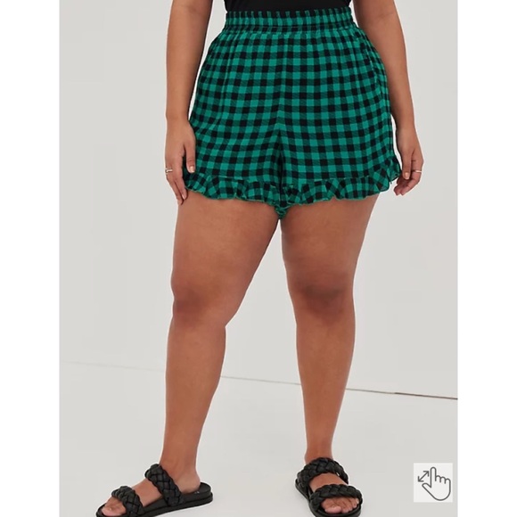 NWT TORRID Ruffle Short - Gauze Retro Gingham Green & Black - Picture 3 of 9